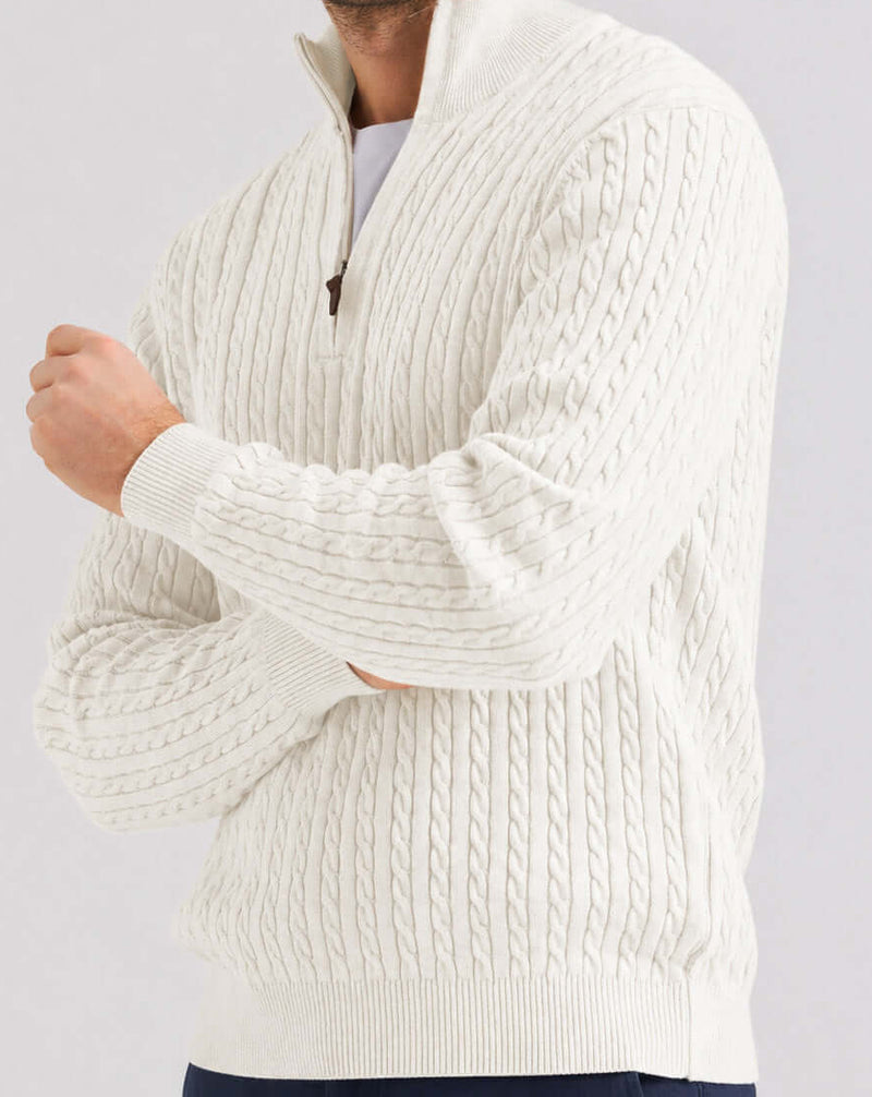Vit kabelstickad tröja half zip